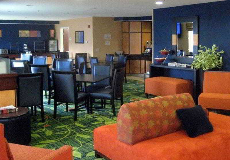 Hotel Fairfield By Marriott Cruces